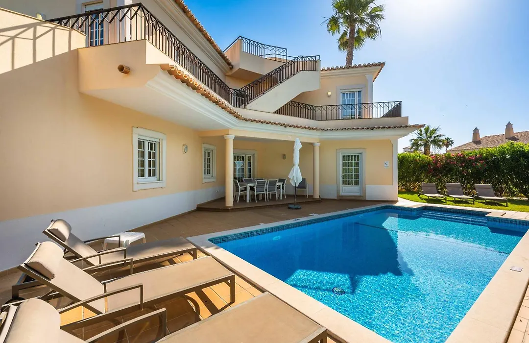 Villa Monte Das Oliveiras With Private Pool-1